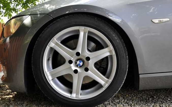 BMW Seria 3 cena 43900 przebieg: 201000, rok produkcji 2009 z Koprzywnica małe 529